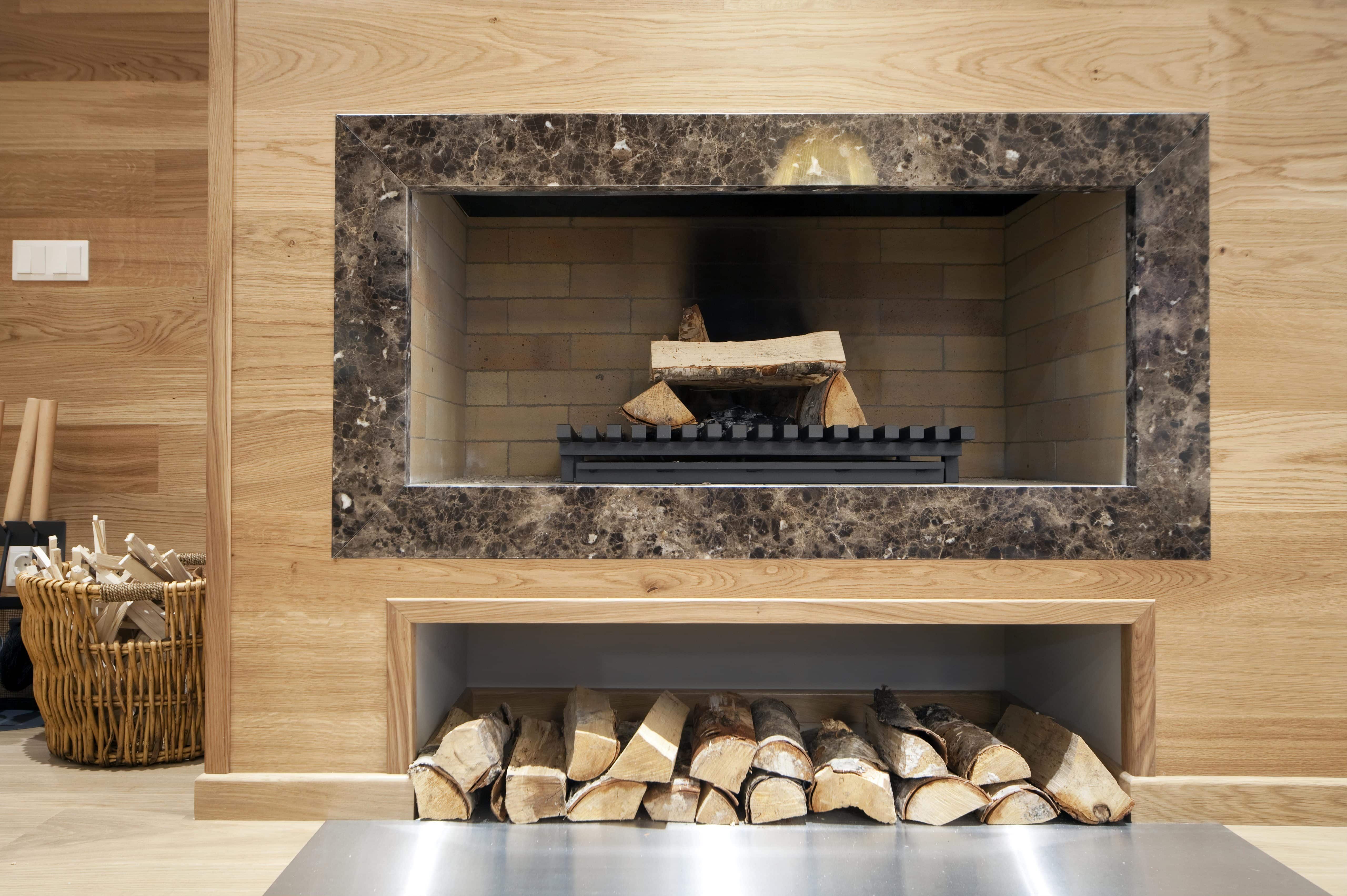 Fireplaces & Mantles
